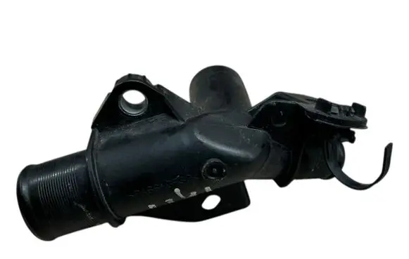 Citroen DS3 Engine coolant pipe/hose 9684589080