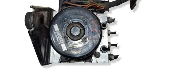 Volkswagen Touran II ABS Pump 1K0907379BE