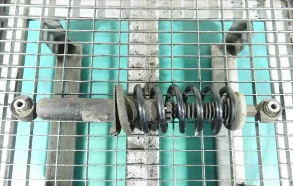 Rear shock absorber/damper