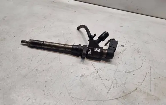 Ford Focus C-MAX Fuel injector 9647247280
