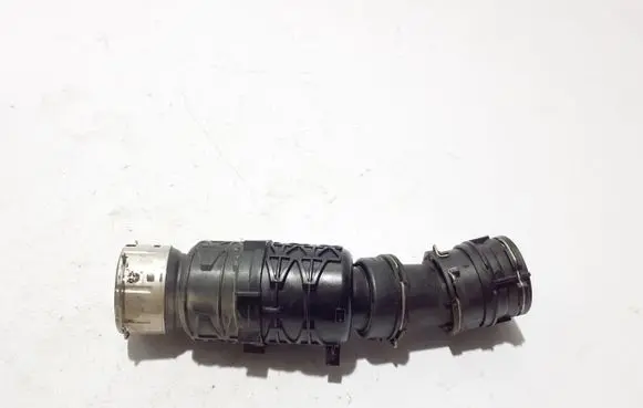Volvo V60 Intercooler hose/pipe 32325435
