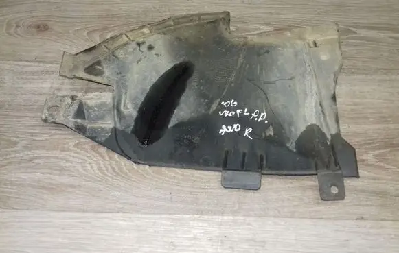 Volvo V70 Other under body part 30744318