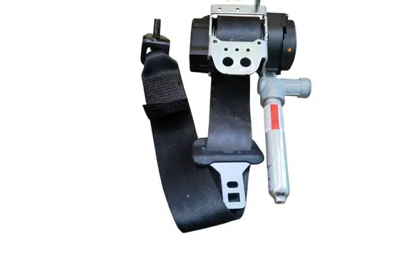 Volvo C30 Rear seatbelt 30642227