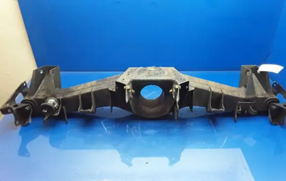 Rolls-Royce Silver Spirit Rear differential/diff mount bracket 