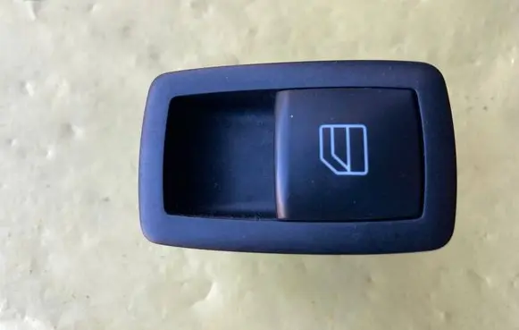 Mercedes-Benz A W169 Electric window control switch A2518200510 03128150 9051679300