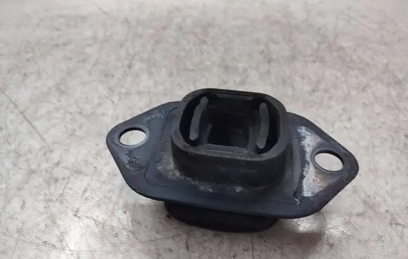 Nissan X-Trail T32 Gearbox mount 142204BB0A