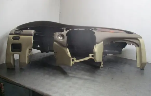 Jaguar S-Type Dashboard