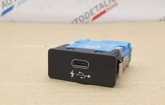 USB socket connector