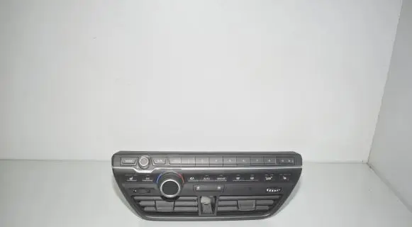 BMW i3 Climate control unit 5A0A3F7 61315A0A3F7 5A0A400
