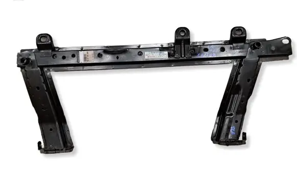 Renault Captur Radiator mount bracket 622101606R