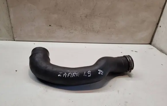 Opel Zafira B Intercooler hose/pipe