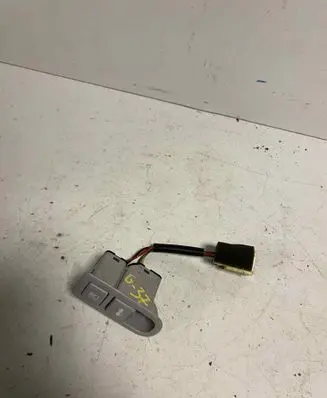 Hyundai Sonata Tailgate opening switch 935553K000
