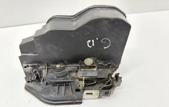 BMW 5 E60 E61 Rear door lock 7154630