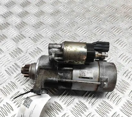 Volkswagen Touran III Starter motor 4380000251 02E911024J