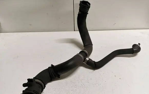 Volkswagen Touareg I Engine coolant pipe/hose 4F0121055M