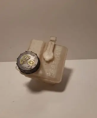 Master brake cylinder
