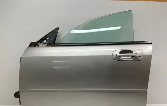 Subaru Impreza II Front door