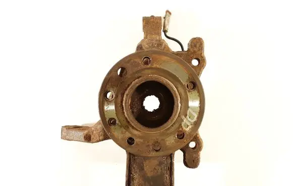 Opel Zafira B Front wheel hub 13197801