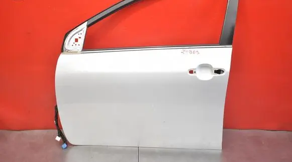 Toyota Corolla E140 E150 Front door