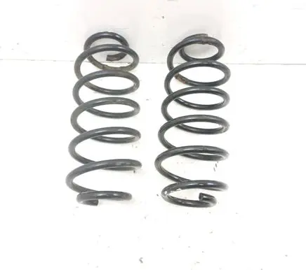 Toyota Auris 150 Rear coil spring