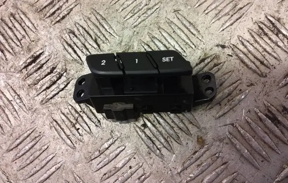Hyundai i40 Seat memory switch 
