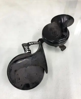Tesla Model Y Horn signal 0020046