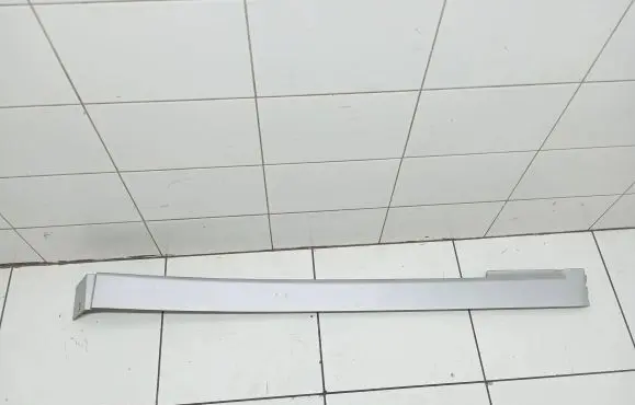 Mercedes-Benz Vito Viano W639 Sliding door rail trim A6396913308
