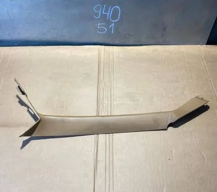 Volvo 940 (A) pillar trim 1365683 1882