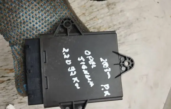 Opel Signum Door control unit/module 13111456 5WK46001 360572197