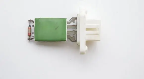 Ford Focus Heater blower motor/fan resistor 3M5H18B647AC