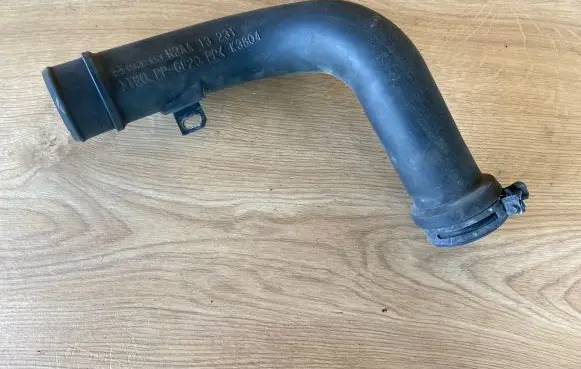 Mazda 6 Intercooler hose/pipe R2AA13231 K3804