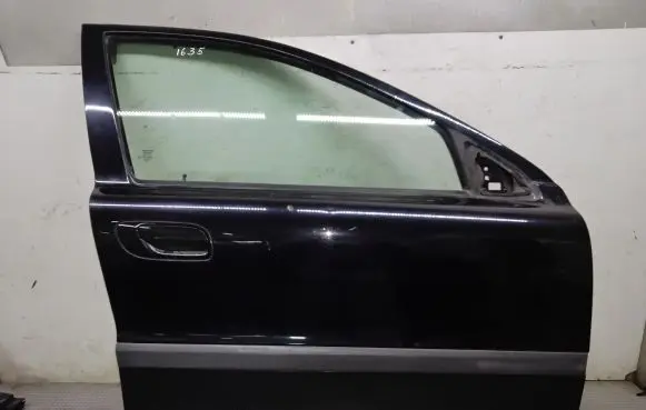 Volvo S60 Front door