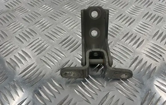 Hyundai Ioniq 5 Loading door upper hinge