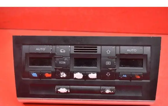 Audi A4 S4 B6 8E 8H Climate control unit 8E0820043