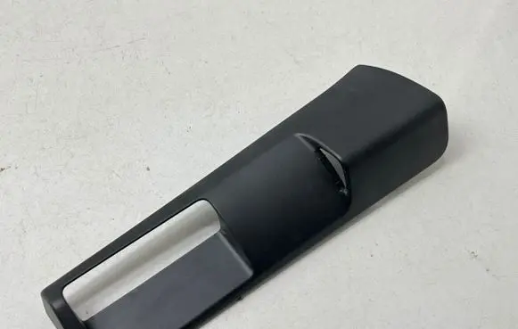 Volkswagen Transporter - Caravelle T5 Sliding door cover cap 7H0843188