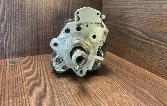 Renault Trafic II (X83) Fuel injection high pressure pump 0445010033 8200457039