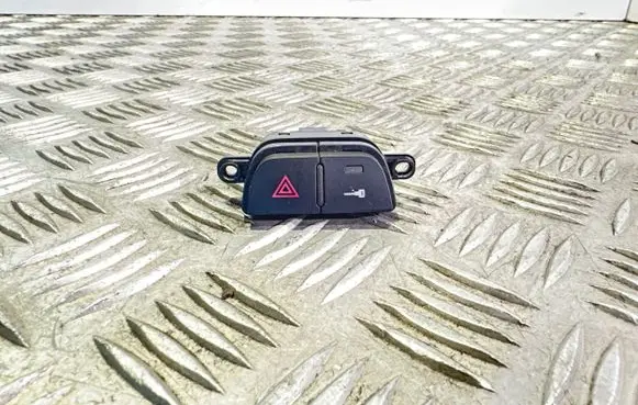 Alfa Romeo Mito Hazard light switch 8569