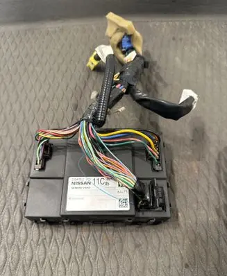 Nissan X-Trail T31 Comfort/convenience module 5WK46485 284B2AR11C