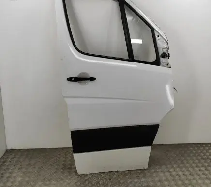 Mercedes-Benz Sprinter W906 Front door A9067200105