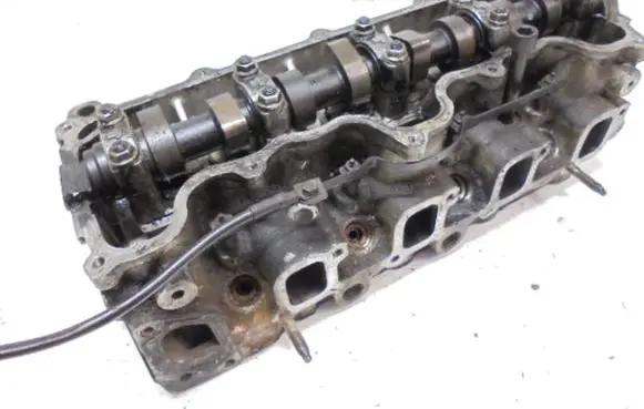 Opel Corsa B Engine head 55576872