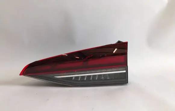 Skoda Octavia Mk4 Tailgate rear/tail lights 5E7945308D