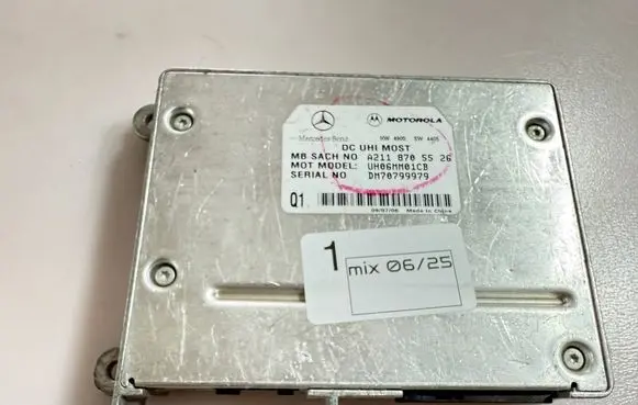 Mercedes-Benz E W211 Bluetooth control unit module A2118705526 DM70799979