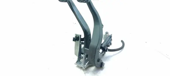 BMW 1 E81 E87 Pedal assembly 6761310 67871110