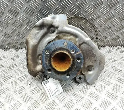 BMW i3 Front wheel hub 6852159