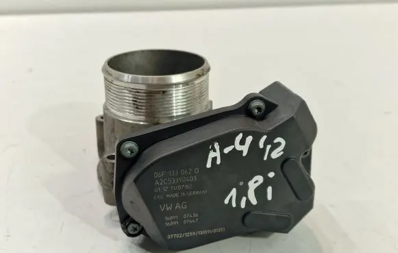 Audi A4 S4 B8 8K Throttle valve 06F133062Q