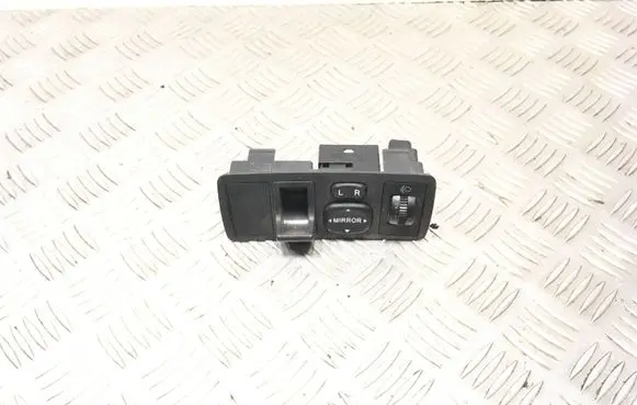 Toyota Corolla E120 E130 Headlight level height control switch 183574 777663 205A02