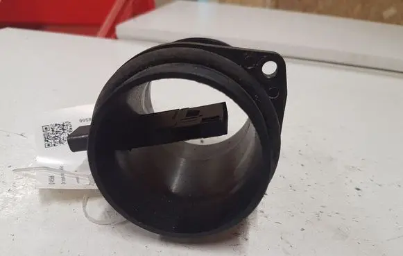 Ford Focus Mass air flow meter 4M5112B579CC