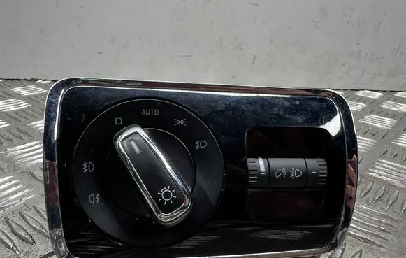 Skoda Superb B6 (3T) Light switch 3T0941431B 04064605