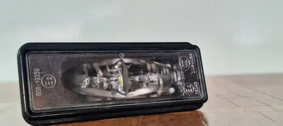 Peugeot 2008 II Number plate light W03403
