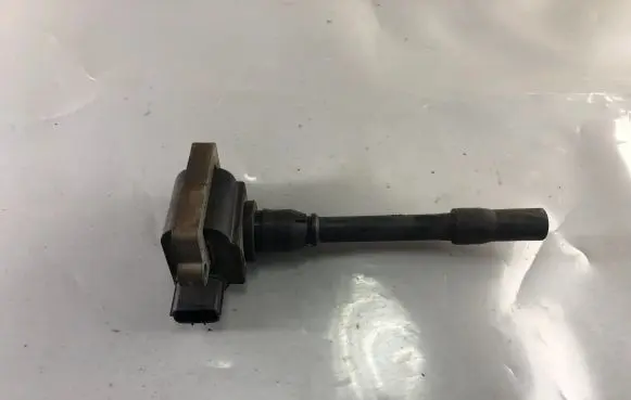 Mitsubishi Pajero Pinin High voltage ignition coil FK0138